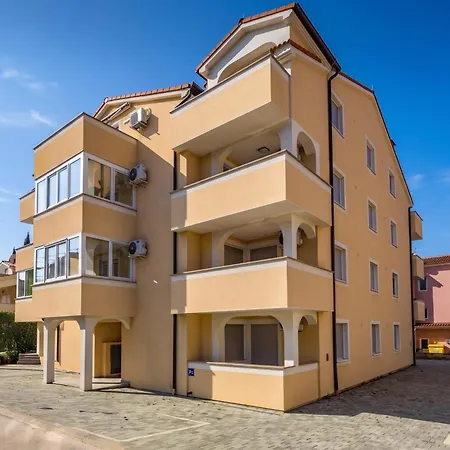 Rosa Walk To With Balcony - Happy 아파트